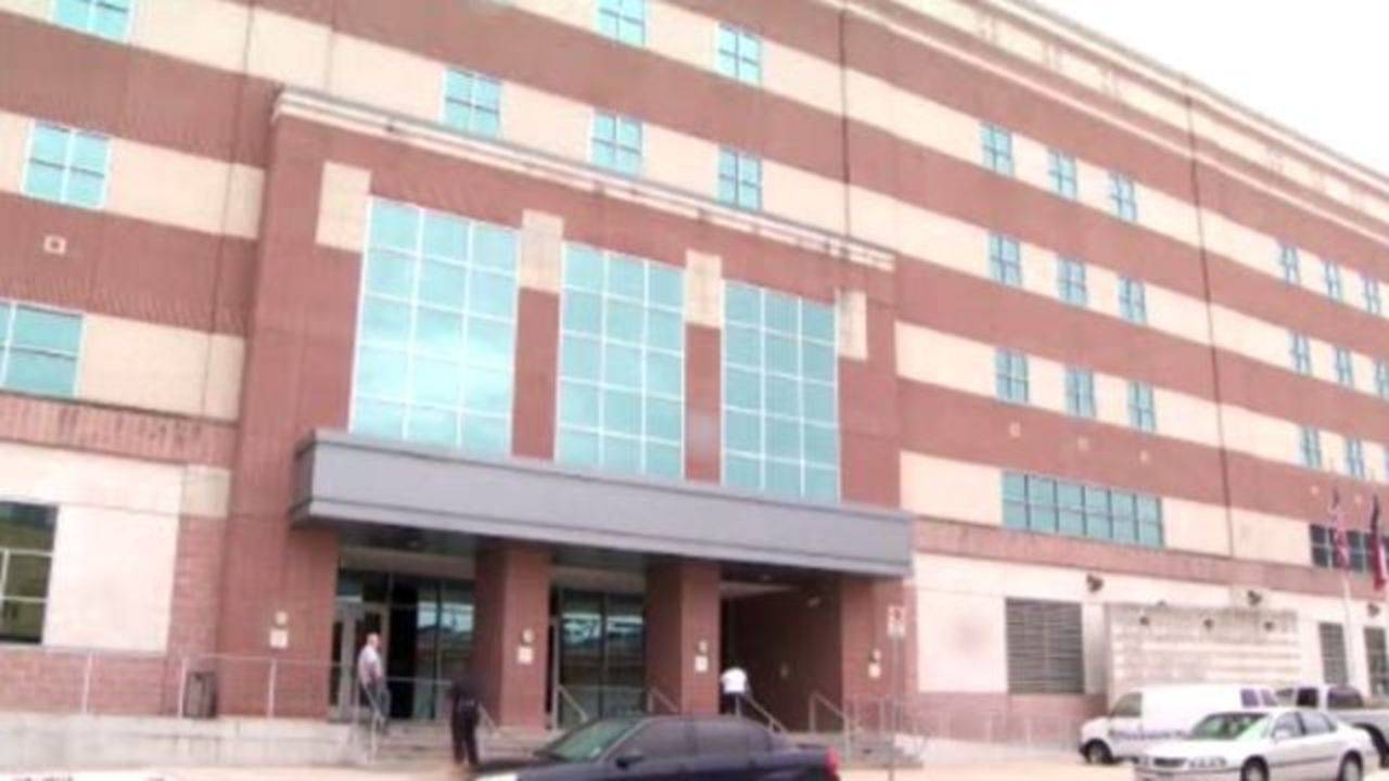 Who are the 5 jailers indicted in Harris County inmate's beating?